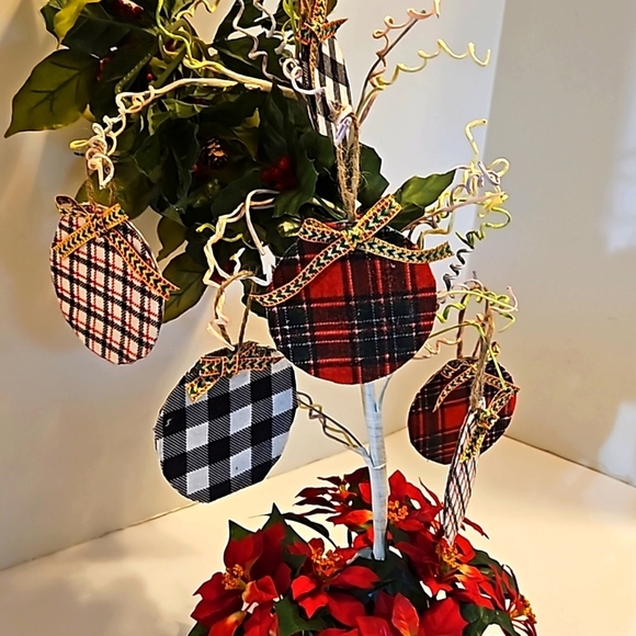 Hand Crafted Upcycled farmhouse decor Christmas hanging ornaments plaid fabric - Picture 14 of 17